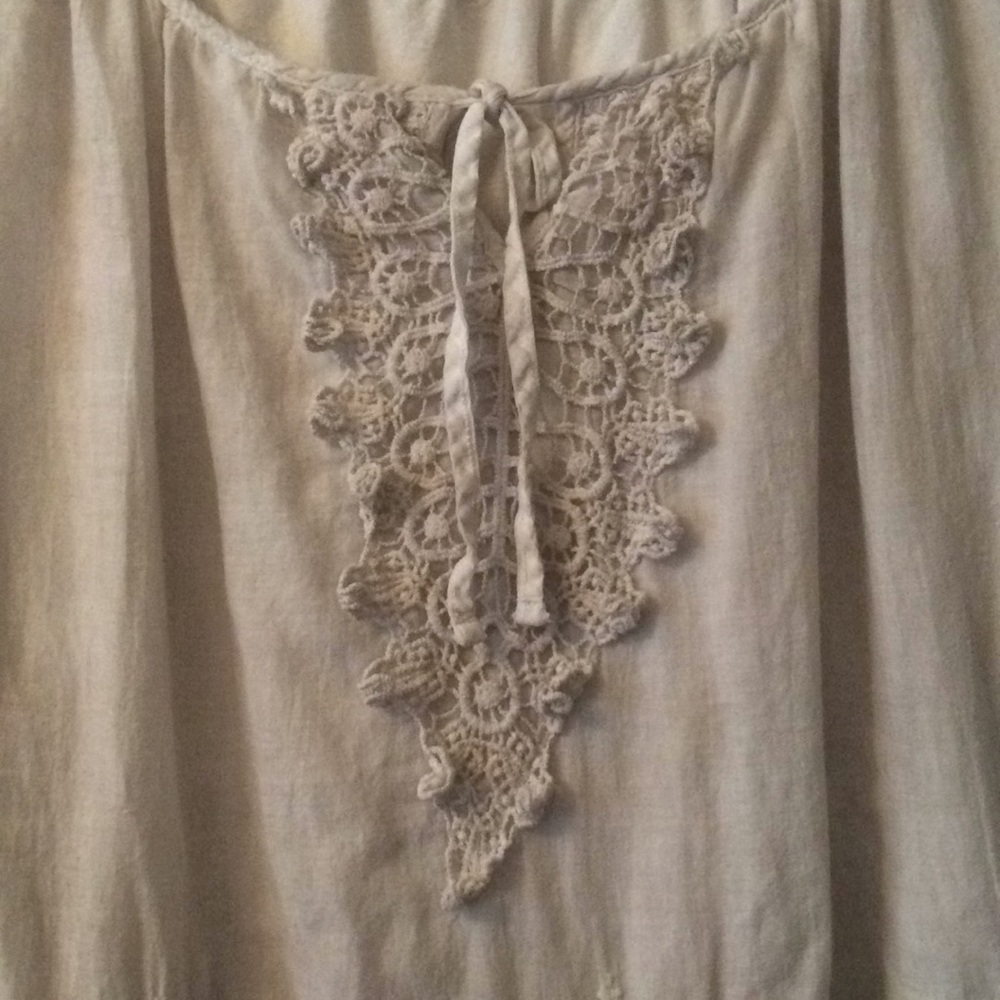 Embroidered Tunic - Picture 3 of 4
